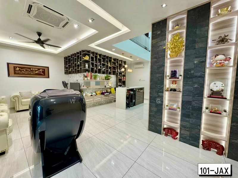 2.5-storey Terraced House for Sale in Bandar Bukit Raja (Klang) - Wilson Ng - Living Room - PropertyGuru.com.my