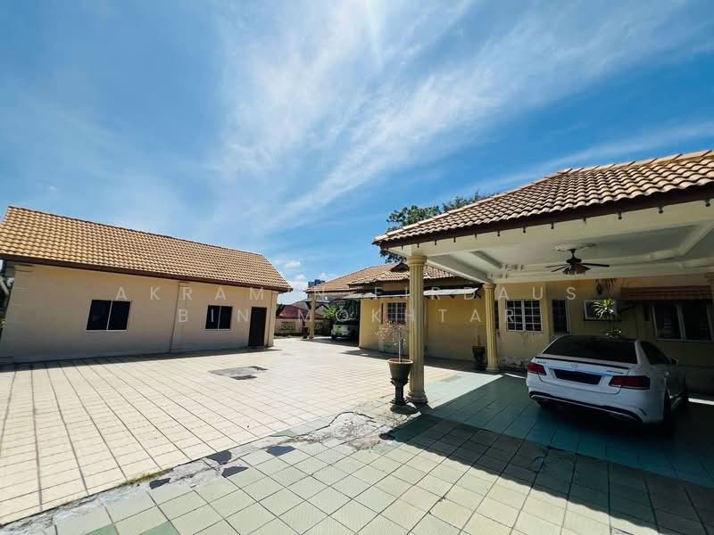 Bungalow for Sale in Bandar Baru Bangi (Selangor) - Akramin Firdaus Bin Mokhtar - Exterior - PropertyGuru.com.my