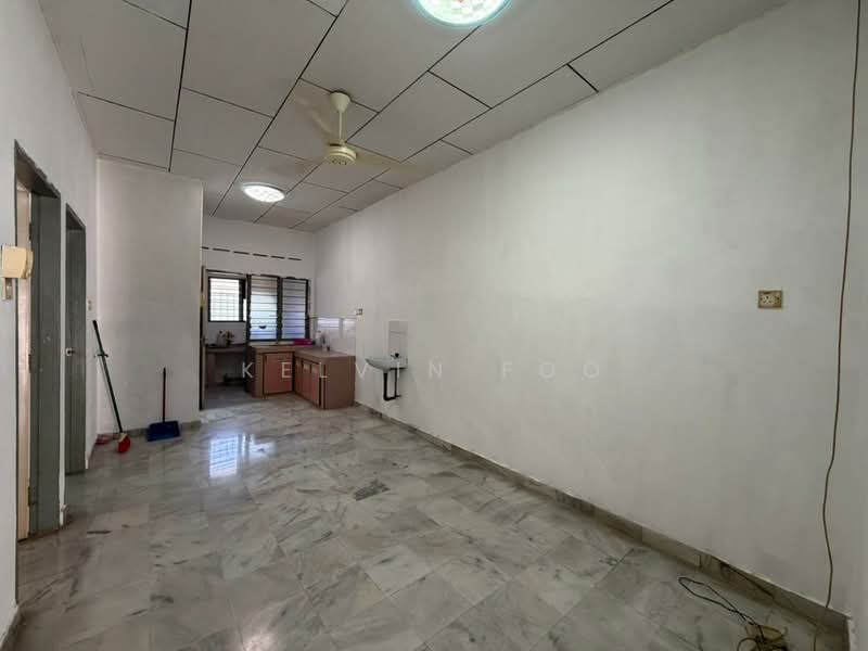 Rumah Teres 1 Tingkat untuk Dijual di Taman Intan Mas (Teluk Intan) - Kelvin Foo - Kitchen - PropertyGuru.com.my