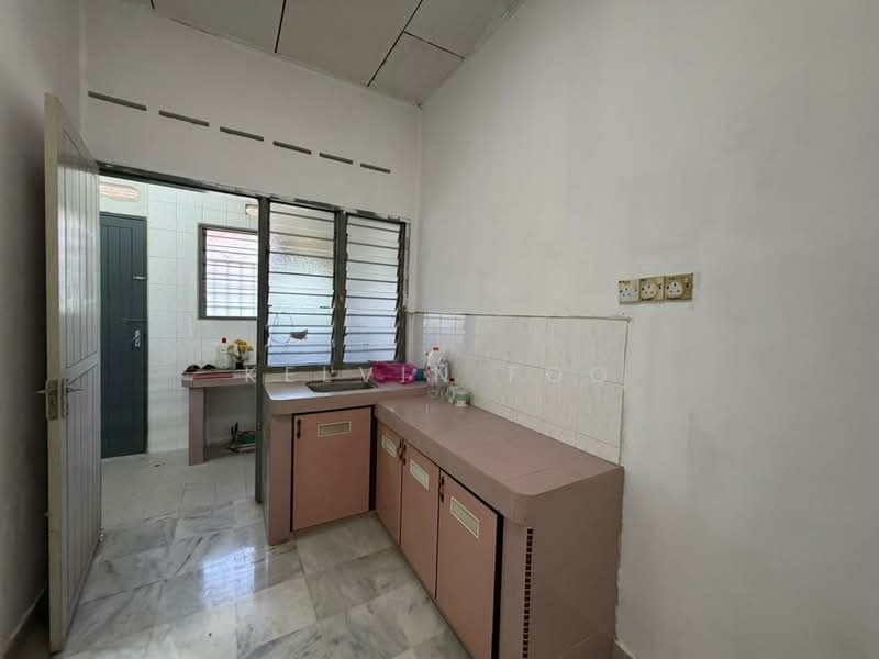 Rumah Teres 1 Tingkat untuk Dijual di Taman Intan Mas (Teluk Intan) - Kelvin Foo - Kitchen - PropertyGuru.com.my