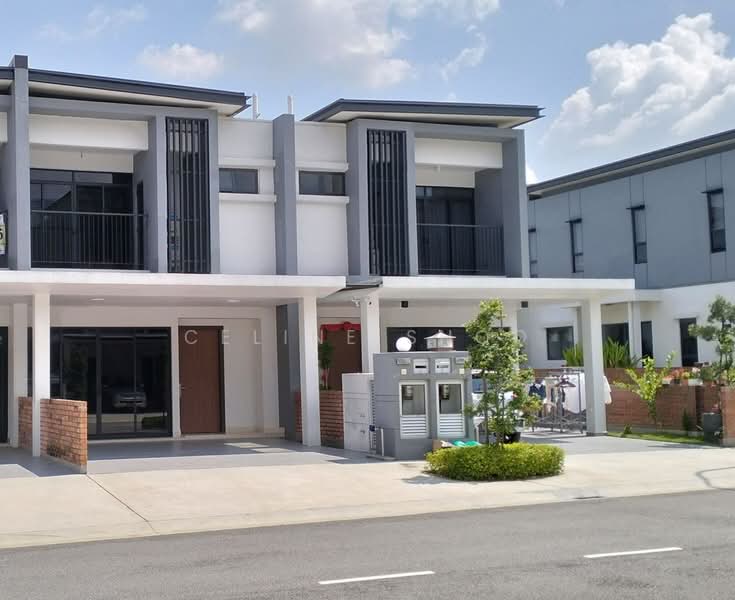 2-storey Terraced House for Rent in Bandar Bukit Puchong (Puchong) - Celine Shoo - Exterior - PropertyGuru.com.my