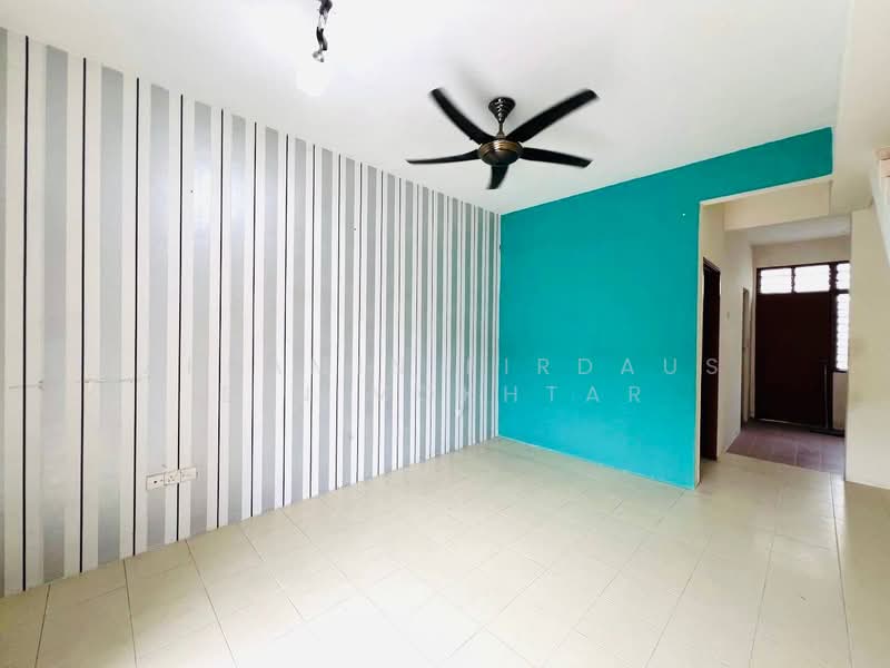 2-storey Terraced House for Sale in Sepang (Selangor) - Akramin Firdaus Bin Mokhtar - Living Room - PropertyGuru.com.my