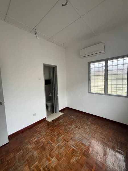2-storey Terraced House for Sale in Saujana Utama 1 (Ijok) - Mu'izz Halim - PropertyGuru.com.my