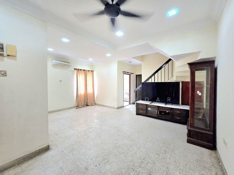 Taman Cempaka Ampang Double Storey Terrace House For Sale Corner Lot untuk Untuk Dijual - RM 1,000,000, Feb 2026 - Living Room - PropertyGuru.com.my