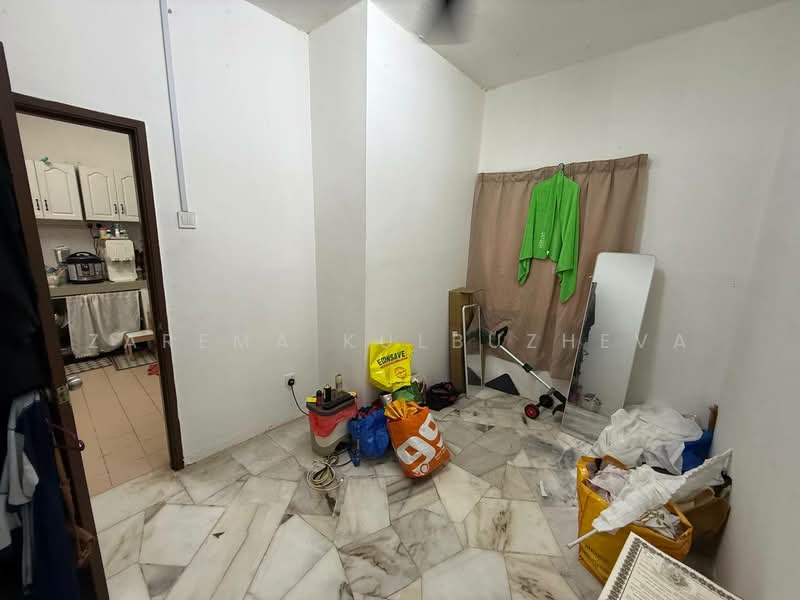 2-storey Terraced House for Sale in Taman Universiti Bangi (Kajang) - Zarema Kulbuzheva - Interior - PropertyGuru.com.my