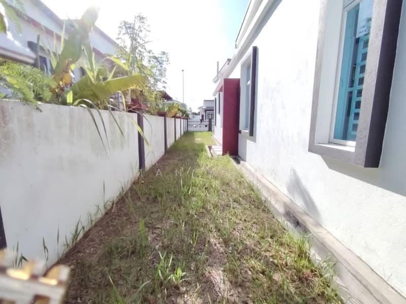 Bungalow for Sale in Seremban (Negeri Sembilan) - Azman Ahmad - PropertyGuru.com.my