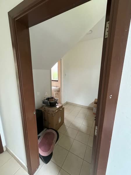 3-storey Terraced House for Sale in Diamond City (Semenyih) - Raymond Chong - PropertyGuru.com.my
