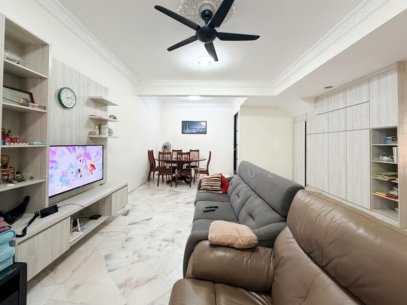 2-storey Terraced House for Sale in Taman Universiti Bangi (Kajang) - Zarema Kulbuzheva - Living Room - PropertyGuru.com.my