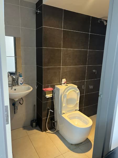 Office for Rent in Pjs 52 (Petaling Jaya) - Vivian Siew - Bathroom - PropertyGuru.com.my