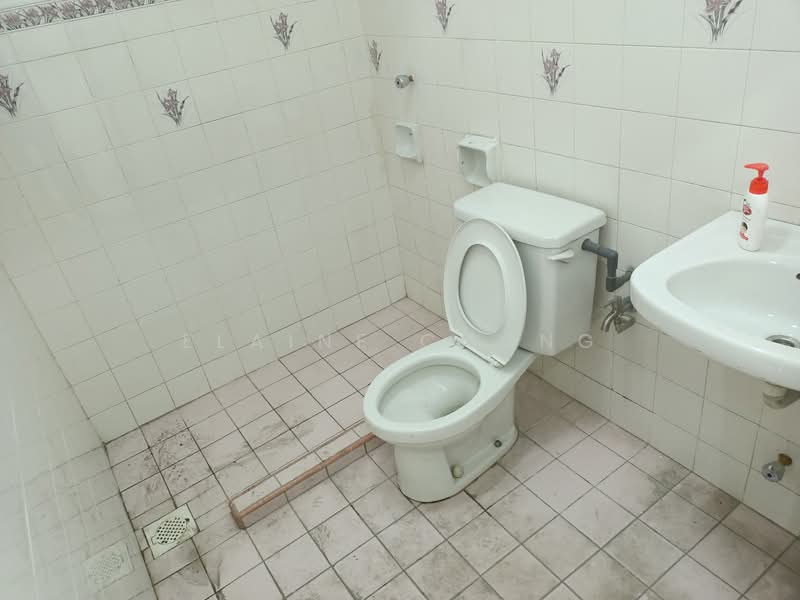 Condominium for Rent at Sri Angsana Hilir - Elaine Chong - Bathroom - PropertyGuru.com.my