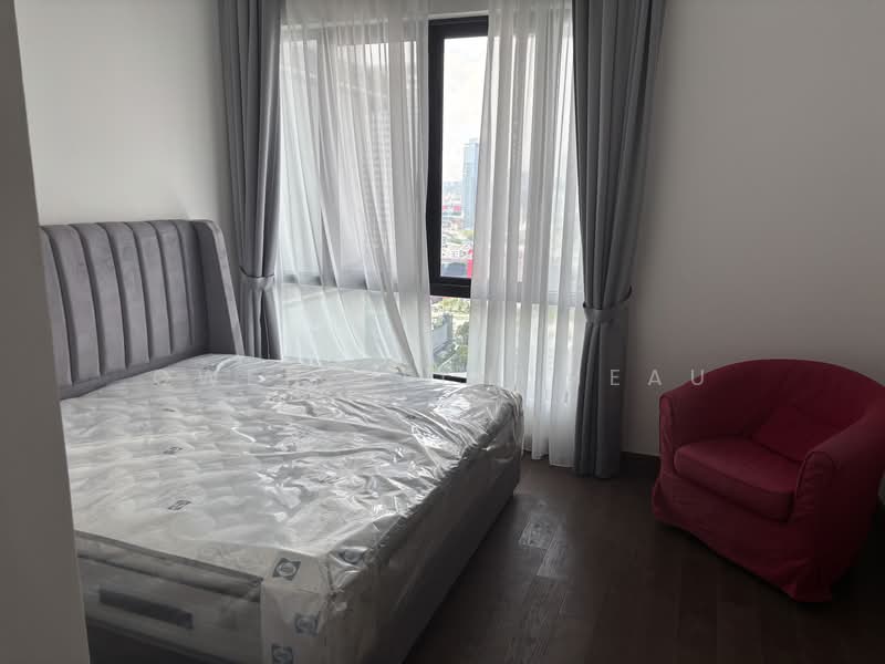 Condominium for Rent at Bangsar Hill Park - Gwen Delhumeau - Master bedroom - PropertyGuru.com.my
