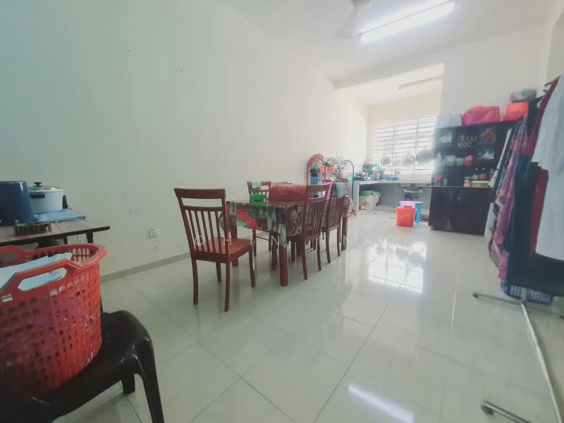 Semi-Detached House for Rent in Taman Keris Emas (Sungai Udang) - CHIN FN - Dining Room - PropertyGuru.com.my