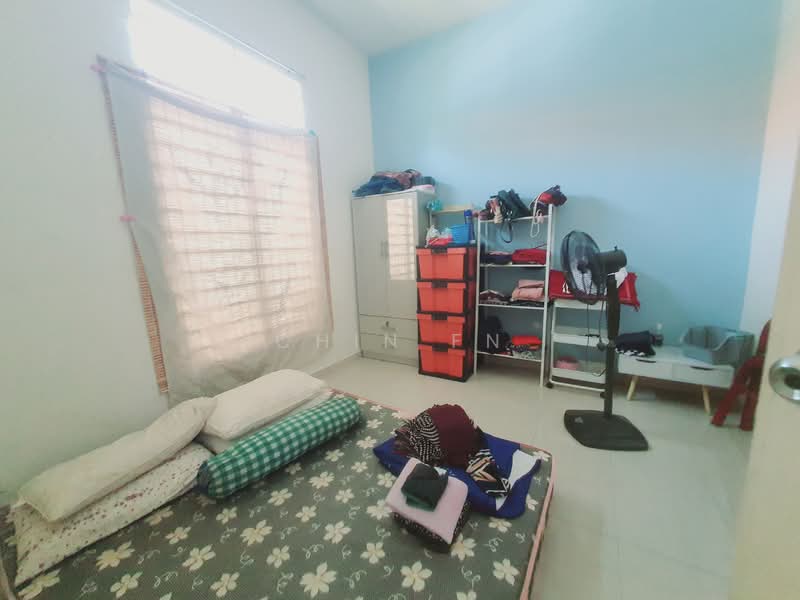Semi-Detached House for Rent in Taman Keris Emas (Sungai Udang) - CHIN FN - Bedroom - PropertyGuru.com.my