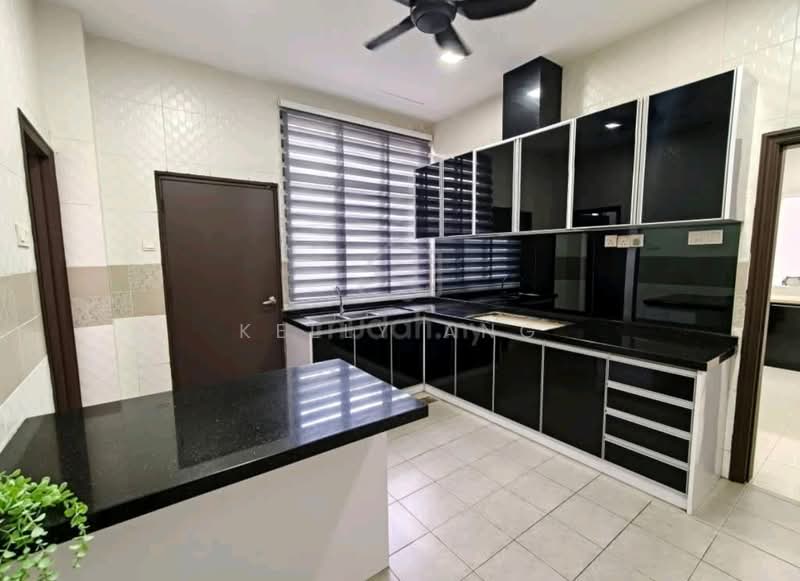 Bungalow for Sale in Taman Overseas Union (Taman Oug) (Jalan Klang Lama (Old Klang Road)) - Kelly Ang - Kitchen - PropertyGuru.com.my