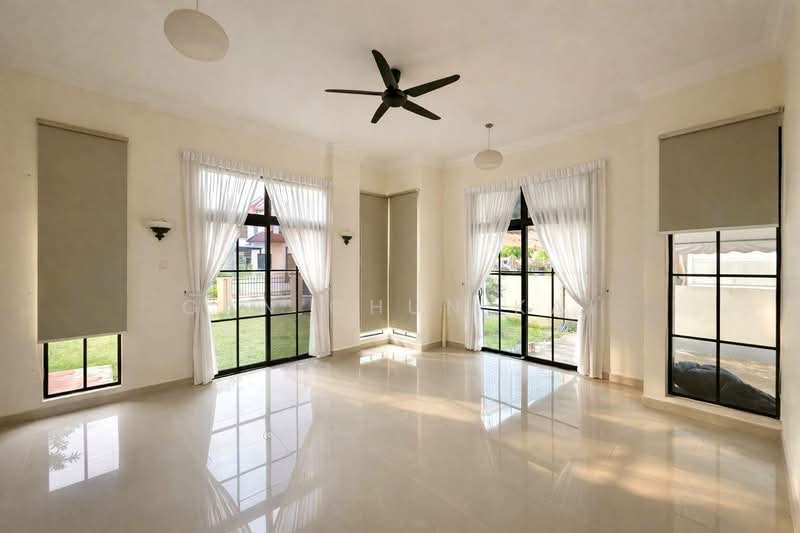 Rumah Banglo untuk Disewa di Bayan Lepas (Penang) - Gan Chun Kai - Living Room - PropertyGuru.com.my