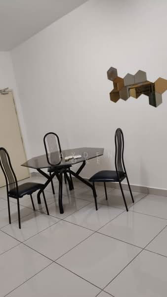 OUG Parklane untuk Untuk Disewa - RM 1,700 /bulan, Feb 2026 - Dining Room - PropertyGuru.com.my