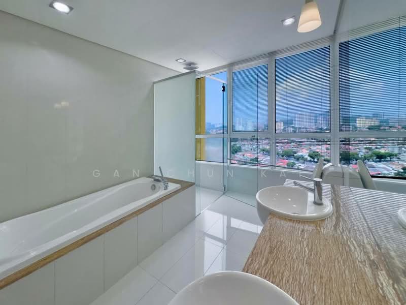 Central Park condominium untuk Untuk Disewa - RM 6,800 /bulan, Feb 2026 - Bathroom - PropertyGuru.com.my
