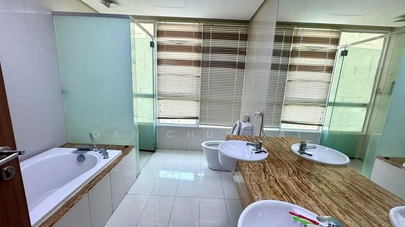 Central Park condominium untuk Untuk Disewa - RM 3,600 /bulan, Feb 2026 - Bathroom - PropertyGuru.com.my