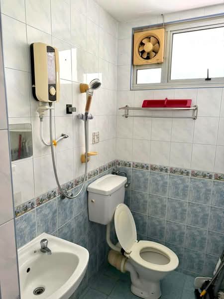 Apartment for Rent at Gambier Heights - Gan Chun Kai - Bathroom - PropertyGuru.com.my