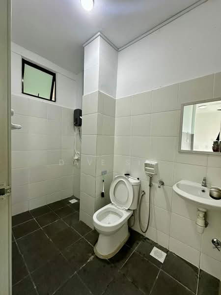 Residensi Larkin Indah untuk Untuk Disewa - RM 2,000 /bulan, Feb 2026 - Bathroom - PropertyGuru.com.my