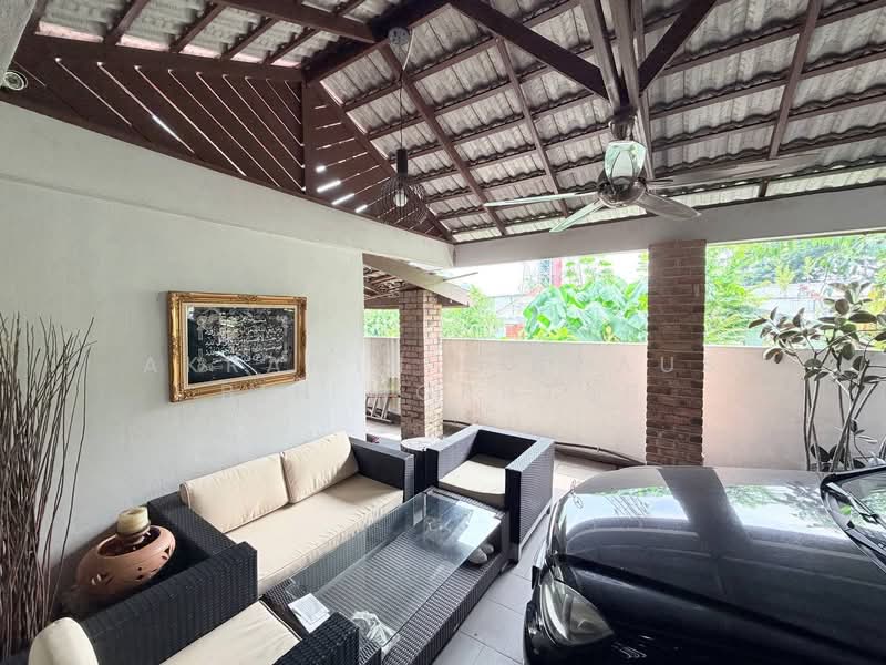 Bungalow for Sale in Petaling Jaya (Selangor) - Akramin Firdaus Bin Mokhtar - Car Park - PropertyGuru.com.my