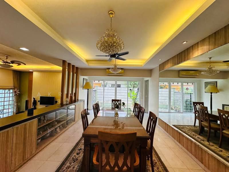Bungalow for Sale in SS2 (Petaling Jaya) - Akramin Firdaus Bin Mokhtar - Dining Room - PropertyGuru.com.my