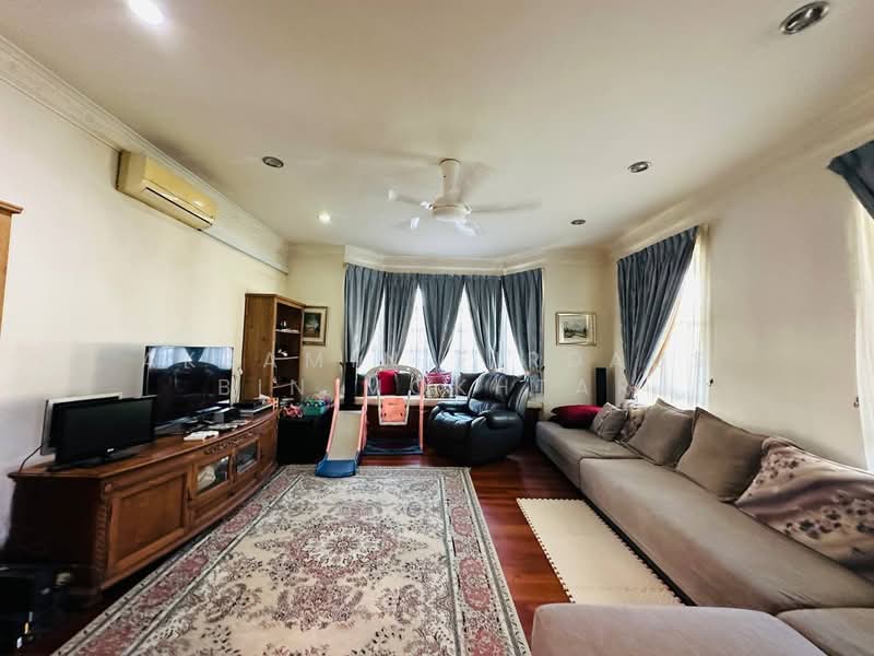 Bungalow for Sale in Seksyen 8 (Kota Damansara) - Akramin Firdaus Bin Mokhtar - Living Room - PropertyGuru.com.my