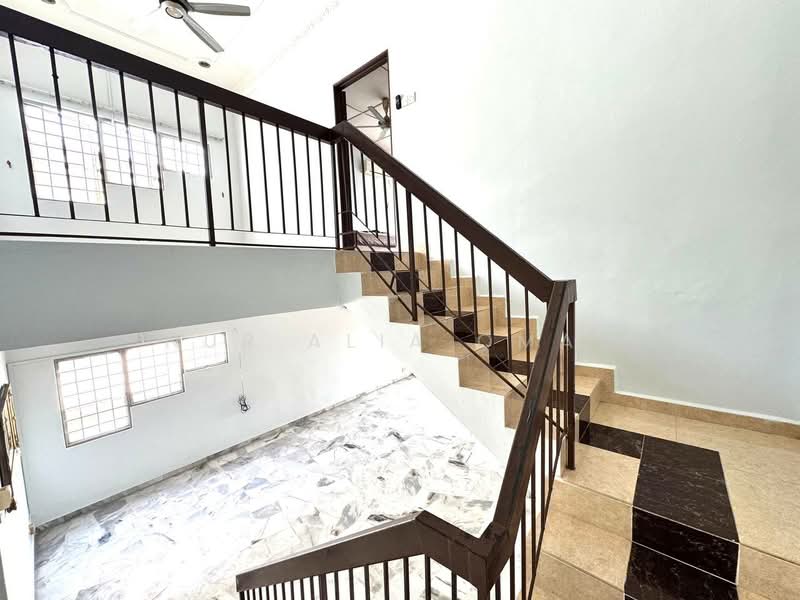 2-storey Terraced House for Sale in Shah Alam (Selangor) - Nur Alia Omar - Interior - PropertyGuru.com.my
