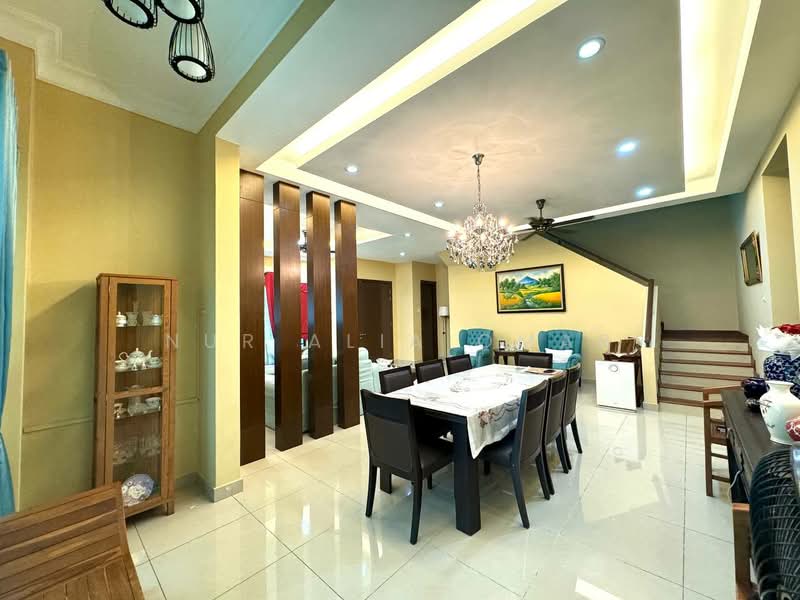2-storey Terraced House for Sale in Alam Impian (Shah Alam) - Nur Alia Omar - Dining Room - PropertyGuru.com.my