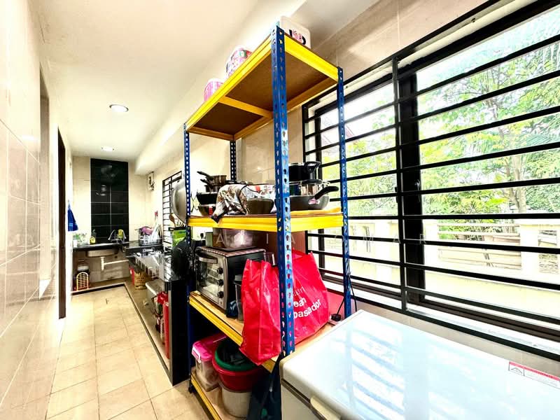 2-storey Terraced House for Sale in Alam Impian (Shah Alam) - Nur Alia Omar - Kitchen - PropertyGuru.com.my