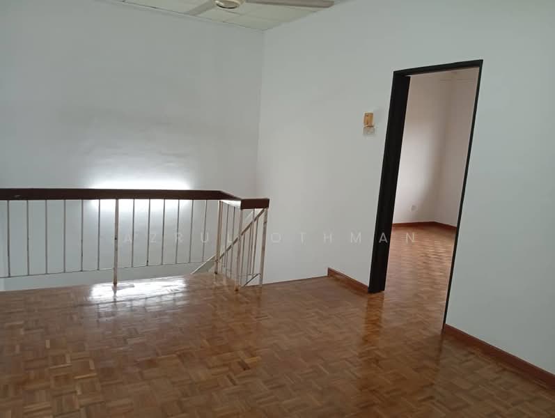 2-storey Terraced House for Sale in Taman Pinggiran Senawang (Sungai Gadut) - Azrul Othman - Interior - PropertyGuru.com.my