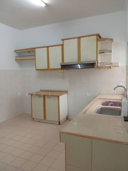 2-storey Terraced House for Sale in Taman Pinggiran Senawang (Sungai Gadut) - Azrul Othman - Kitchen - PropertyGuru.com.my