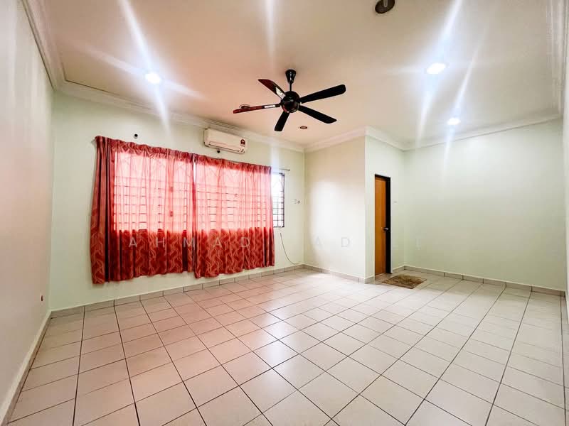 2-storey Terraced House for Sale in Taman Pinggiran Saujana (Kajang) - Ahmad Fadlee - PropertyGuru.com.my