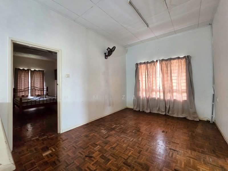 2-storey Terraced House for Sale in Shah Alam (Selangor) - Zulhilmi Zakaria - PropertyGuru.com.my