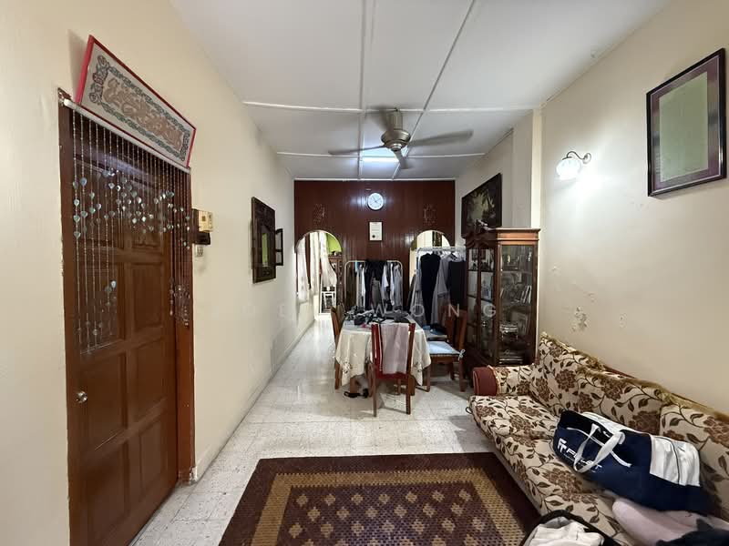 1-storey Terraced House for Sale in Seksyen 14 (Petaling Jaya) - Joey Wong - Living Room - PropertyGuru.com.my