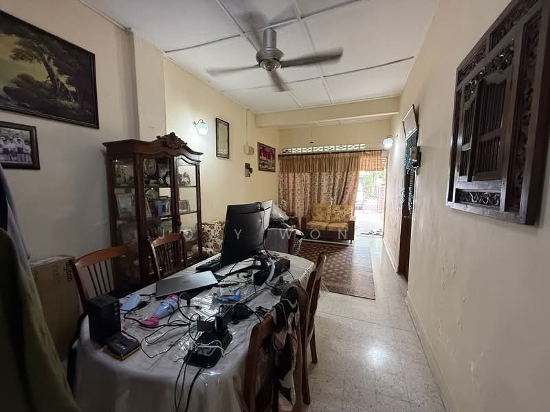 1-storey Terraced House for Sale in Seksyen 14 (Petaling Jaya) - Joey Wong - Living Room - PropertyGuru.com.my