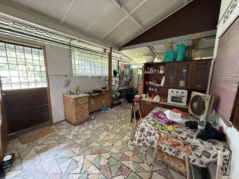 1-storey Terraced House for Sale in Seksyen 14 (Petaling Jaya) - Joey Wong - Kitchen - PropertyGuru.com.my