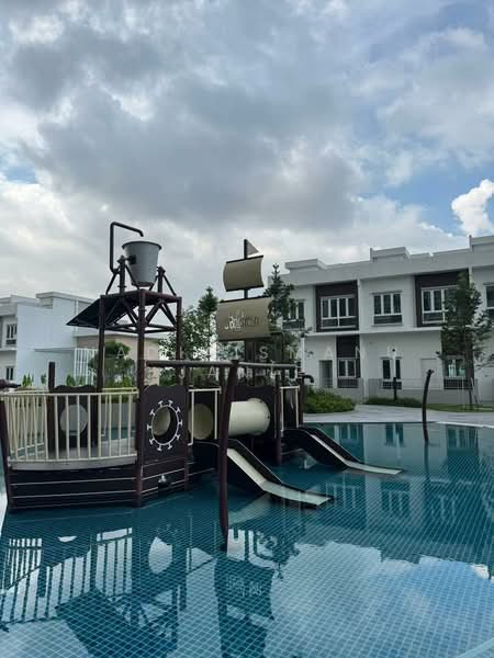 Condominium for Sale at d'Brightton - NadiaIsmanu Janie - Exterior - PropertyGuru.com.my