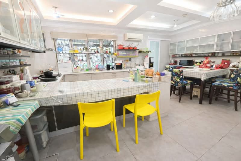 2.5-storey Terraced House for Sale in Taman Mutiara Indah (Puchong) - Mudz Salahuddin - Kitchen - PropertyGuru.com.my