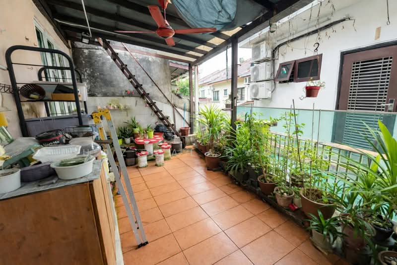 2.5-storey Terraced House for Sale in Taman Mutiara Indah (Puchong) - Mudz Salahuddin - Balcony - PropertyGuru.com.my