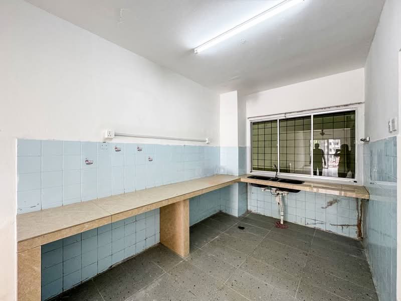 Apartment for Sale at Desa View Towers - Loharaj . - PropertyGuru.com.my