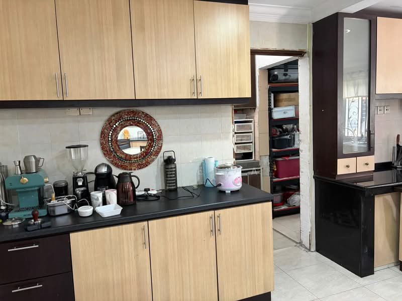 2-storey Terraced House for Sale in Taman Lucky (Bangsar) - P. Selva - Kitchen - PropertyGuru.com.my