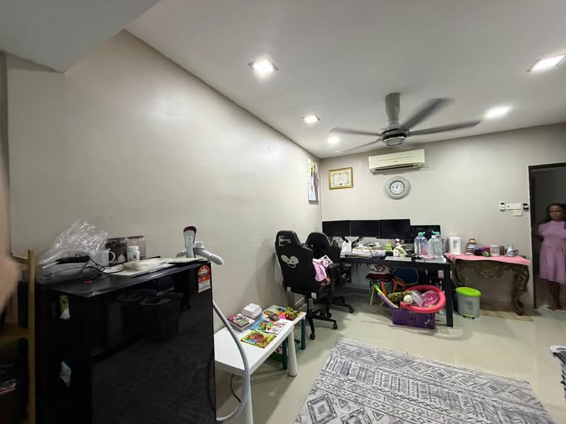 2-storey Terraced House for Sale in Taman Lucky (Bangsar) - P. Selva - Study - PropertyGuru.com.my