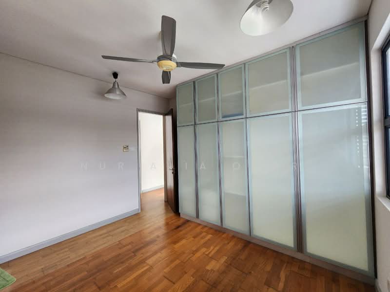 Semi-Detached House for Sale in Bukit Jelutong (Shah Alam) - Nur Alia Omar - Bedroom - PropertyGuru.com.my