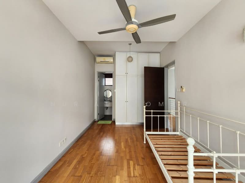 Semi-Detached House for Sale in Bukit Jelutong (Shah Alam) - Nur Alia Omar - Bedroom - PropertyGuru.com.my