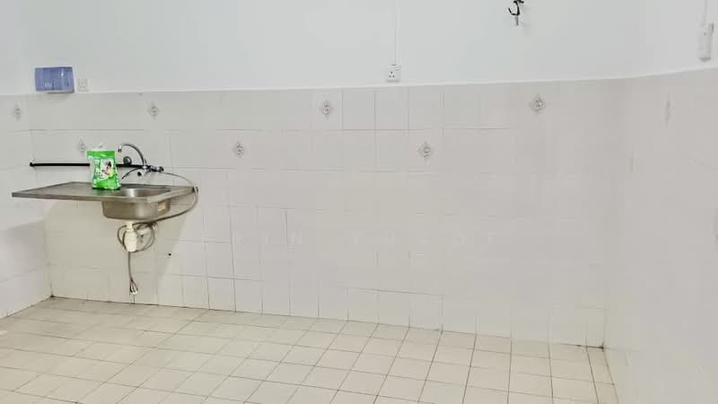 2-storey Terraced House for Rent in Taman Bukit Mewah (Kajang) - Erin Yusof - Kitchen - PropertyGuru.com.my