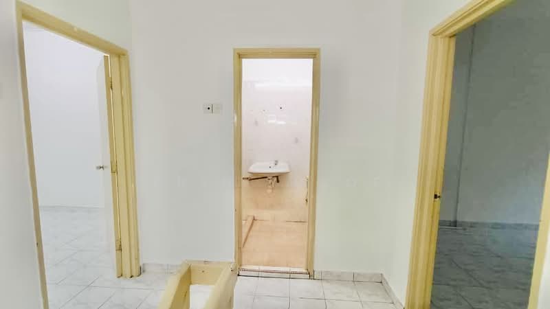 2-storey Terraced House for Rent in Taman Bukit Mewah (Kajang) - Erin Yusof - Corridor - PropertyGuru.com.my