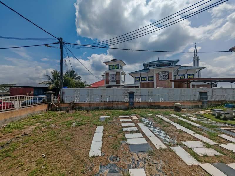 1-storey Terraced House for Sale in Johor Bahru (Johor) - Fazri Omar - Exterior - PropertyGuru.com.my