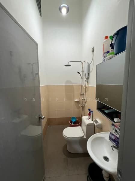 Taman Scientex Pasir Gudang untuk Untuk Dijual - RM 598,000, Mac 2026 - Bathroom - PropertyGuru.com.my