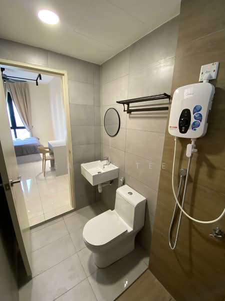 Service Residence for Rent at Vivo Executive Apartment - Eason Tee - Bathroom - PropertyGuru.com.my
